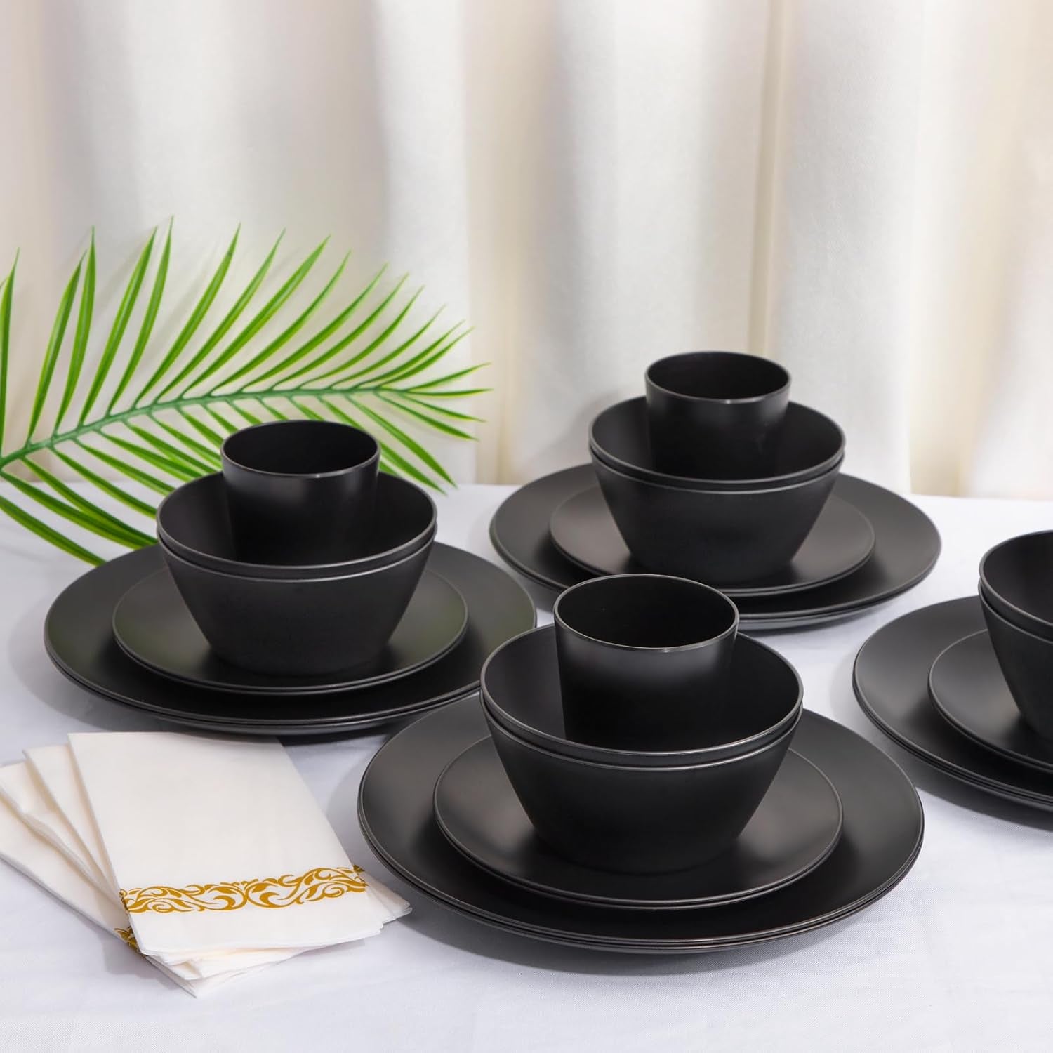 32Pcs Black Wheat Straw Dinnerware Sets with 25Pcs Linen Napkins,Plates and Bowls Sets for 8,Black Plastic Dinnerware Sets, Microwave Dishwasher Safe Plates, Dishes Set for 8 for Halloween