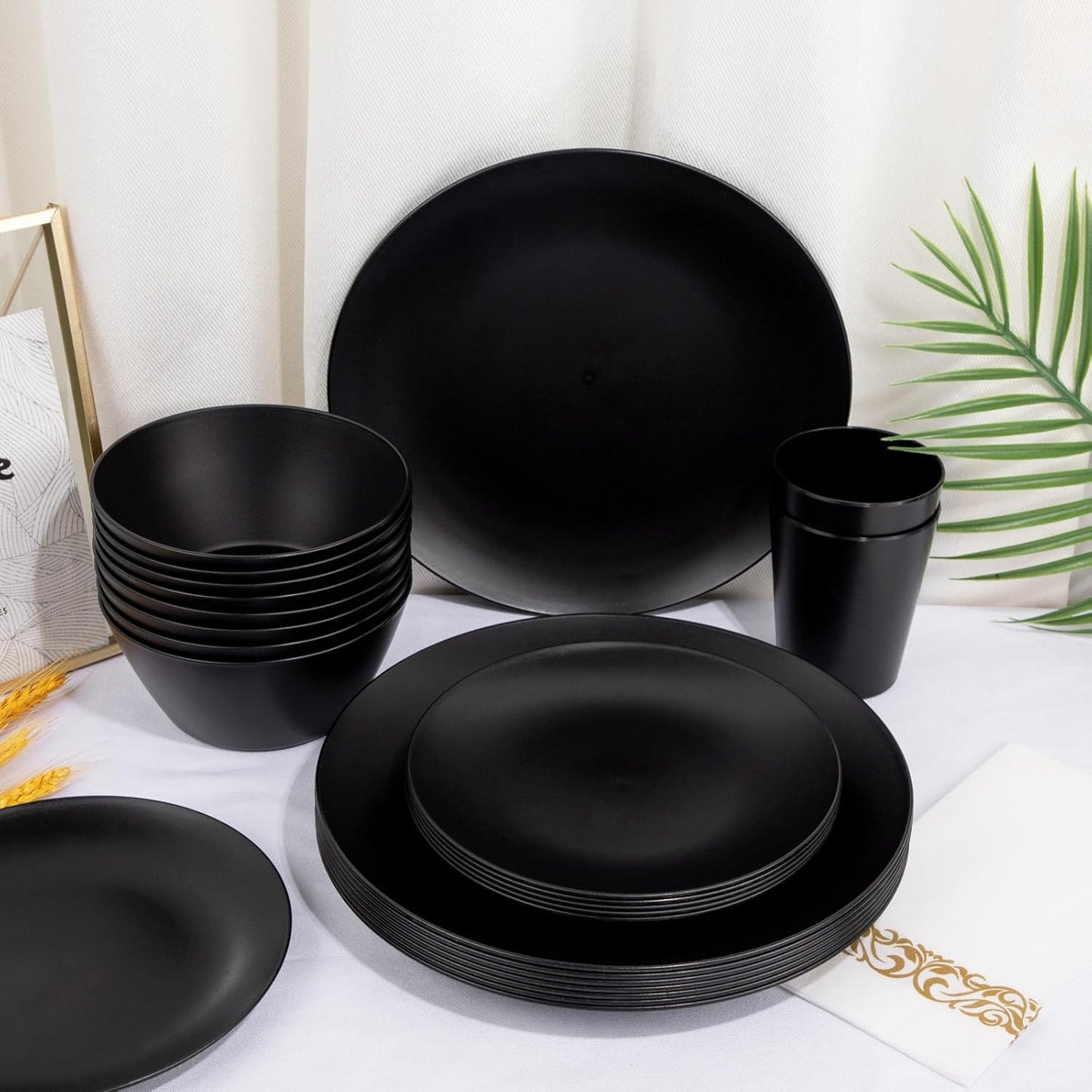 32Pcs Black Wheat Straw Dinnerware Sets with 25Pcs Linen Napkins,Plates and Bowls Sets for 8,Black Plastic Dinnerware Sets, Microwave Dishwasher Safe Plates, Dishes Set for 8 for Halloween