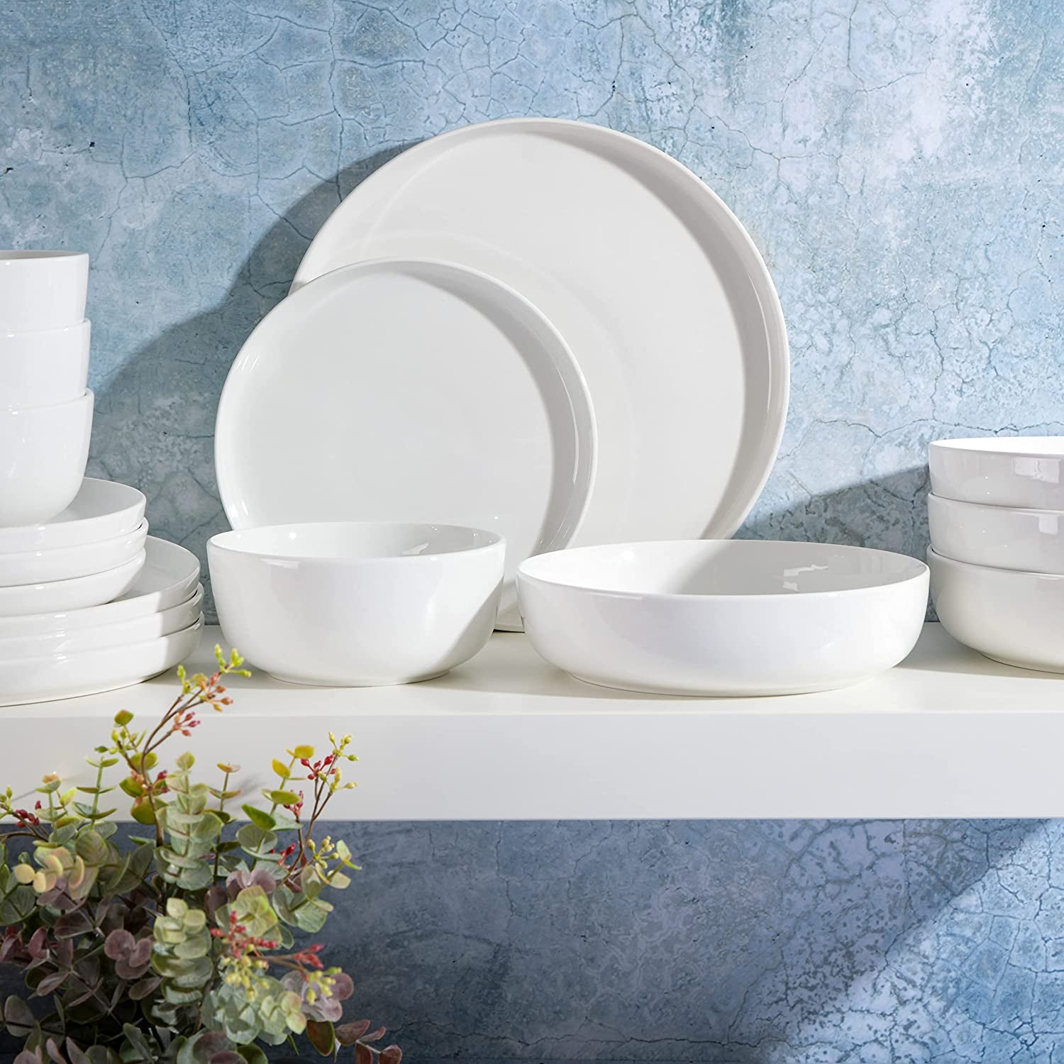 Oslo Porcelain Chip and Scratch Resistant Dinnerware Set, Service for 4 (16Pcs), Plates and Bowls Dishes Sets, White